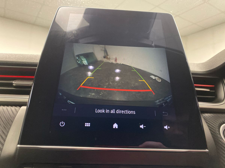 2023 Renault Captur - image 18