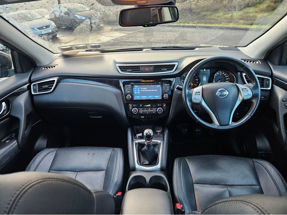 2017 Nissan Qashqai 1.5 SV PREMIUM '17 4DR