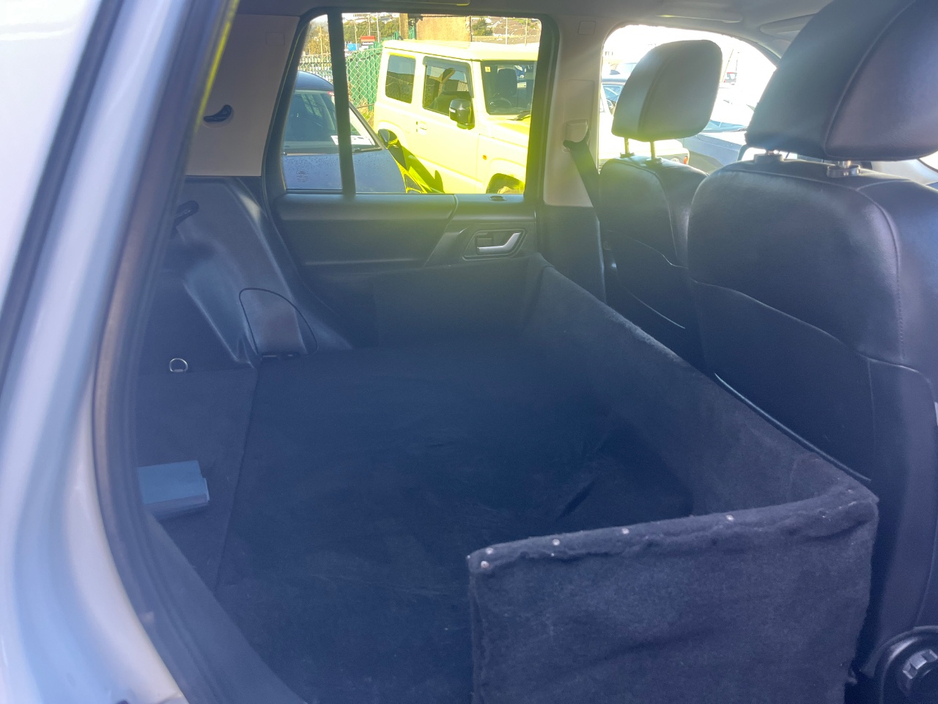 2013 Land Rover Freelander - image 5