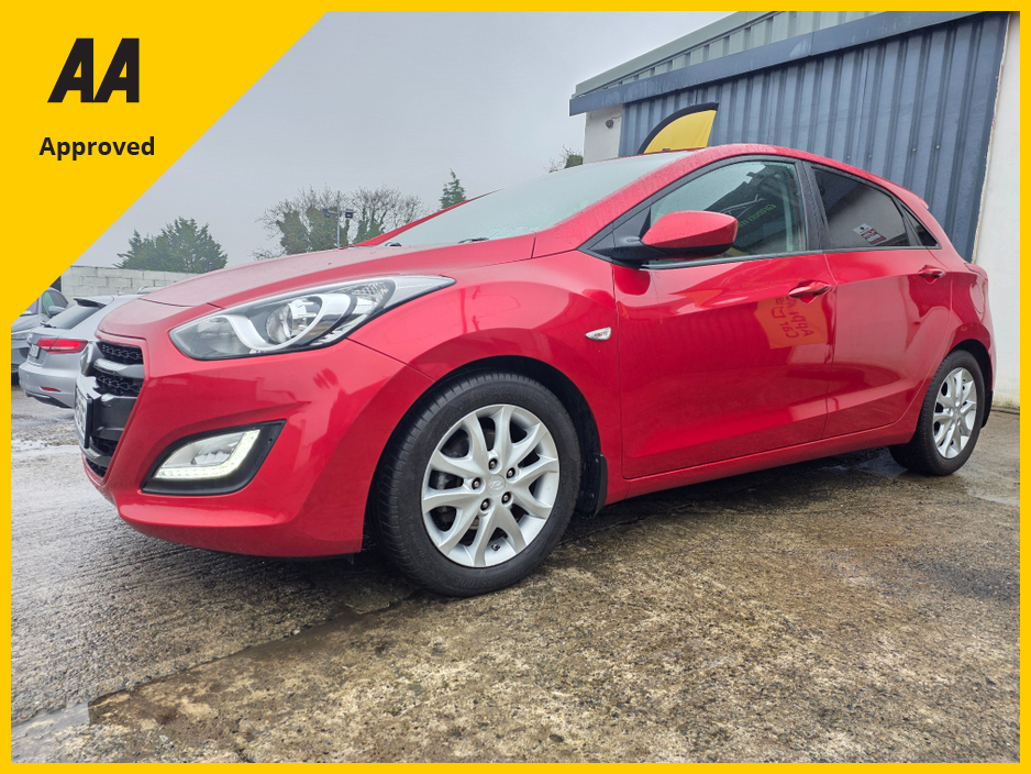 2016 Hyundai i30 * ONLY 49K MILES * 1 OWNER FROM NEW €11,900