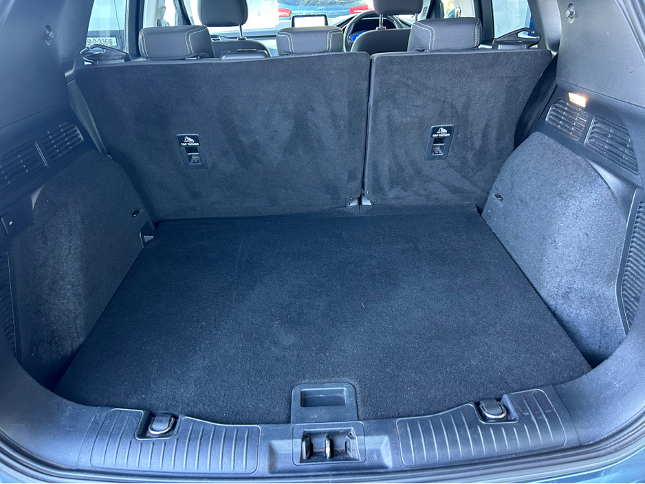 2020 Ford Kuga TITANIUM 5DR 1.5 TD 120 S6.2 M6 F €25,950