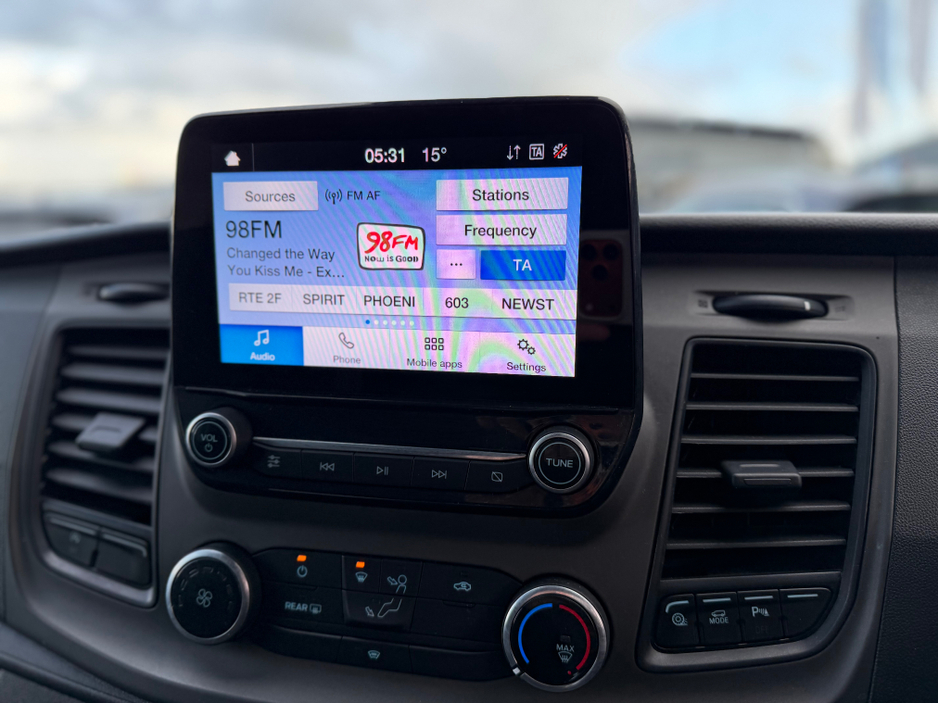 2021 Ford Transit Custom Kombi - image 22