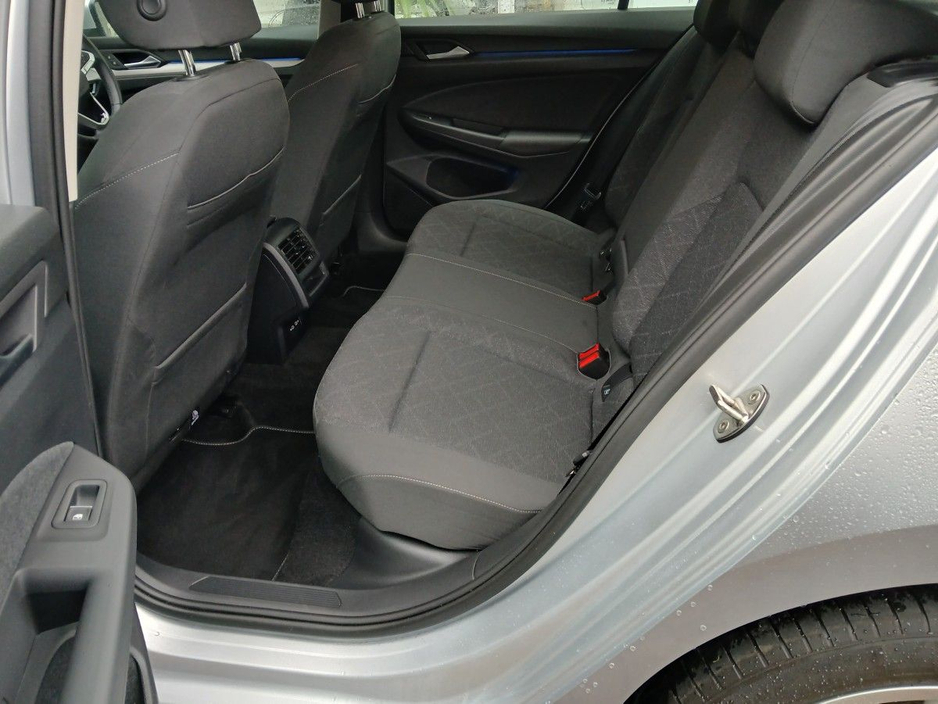 2024 Volkswagen Golf 1.0 TSI 110HP Life, FSH, Silver Met, 26km. €28,750