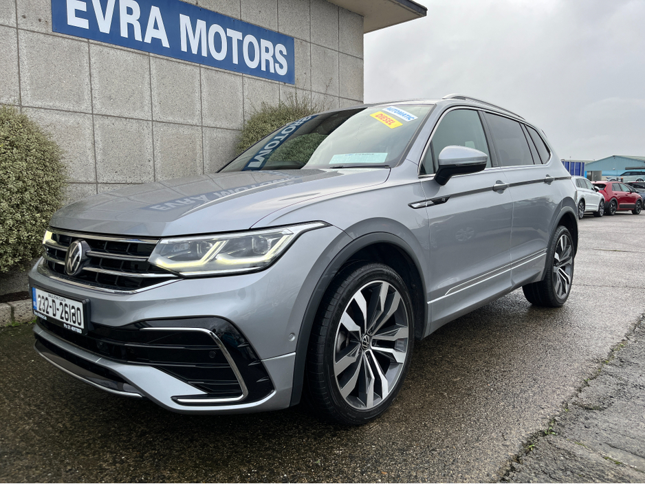 2023 Volkswagen Tiguan Allspace R-LINE 7 SEATER AUTOMATIC 2.0 TDI DIESEL //SAT NAV//ADAPTIVE CRUISE CONTROL//REVERSE CAMERA//HEATED SEATS AND STEERING WHEEL// €42,950
