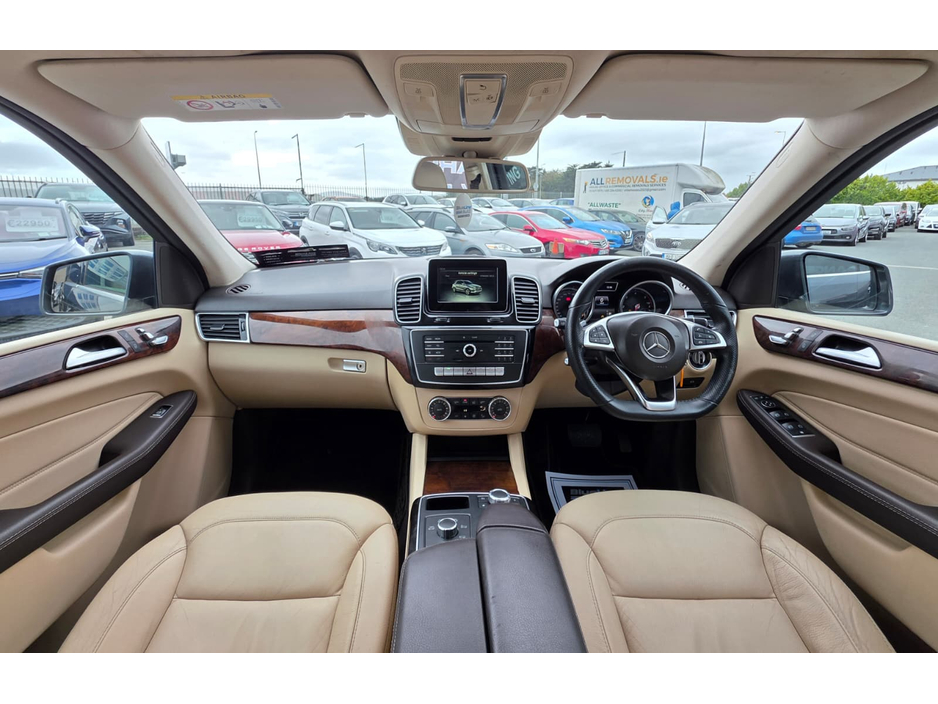 2016 Mercedes-Benz G Class - image 17