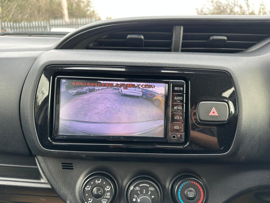 2017 Toyota Vitz /Yaris 1.0L Petrol Automatic (6236) €9,995