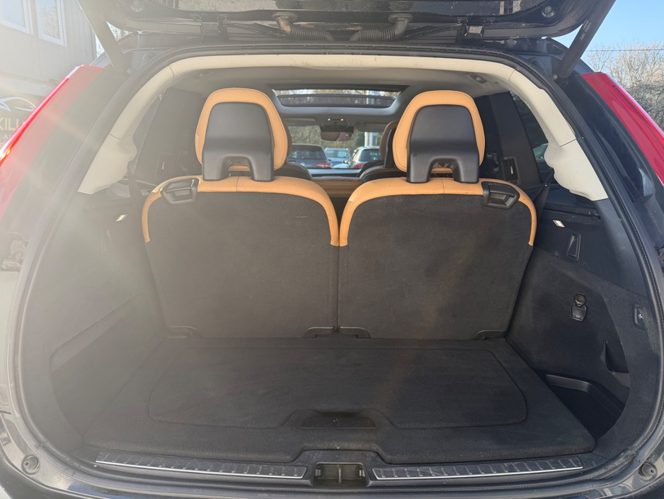 2016 Volvo XC90 - image 20