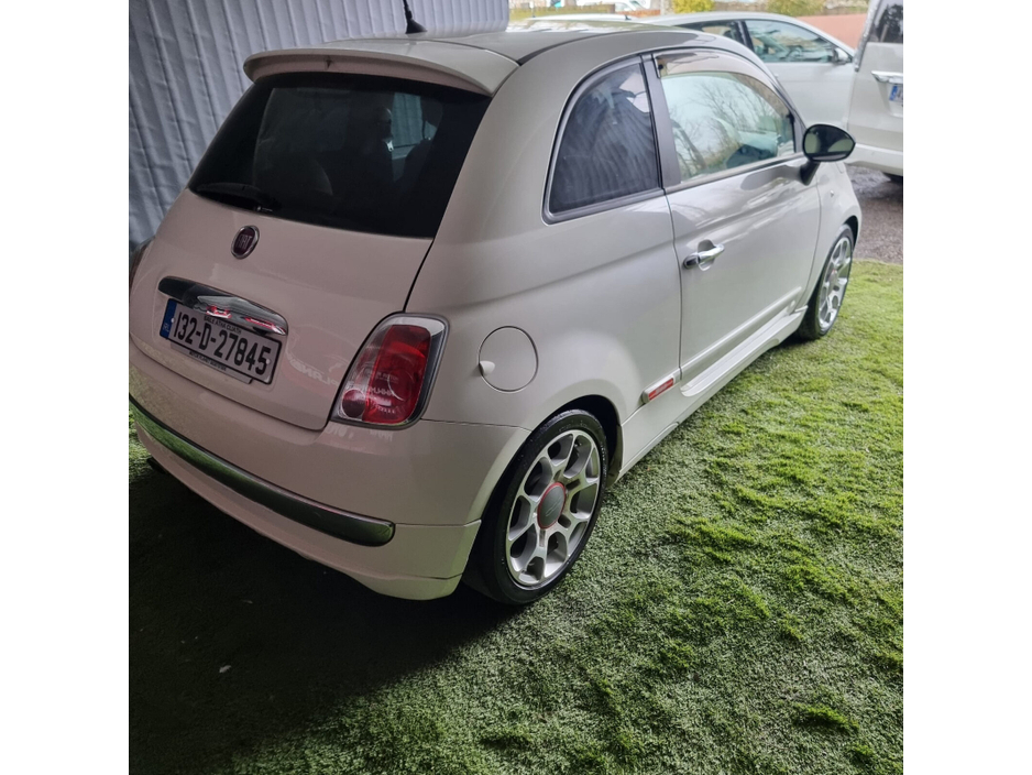 2013 Fiat 500 - image 7