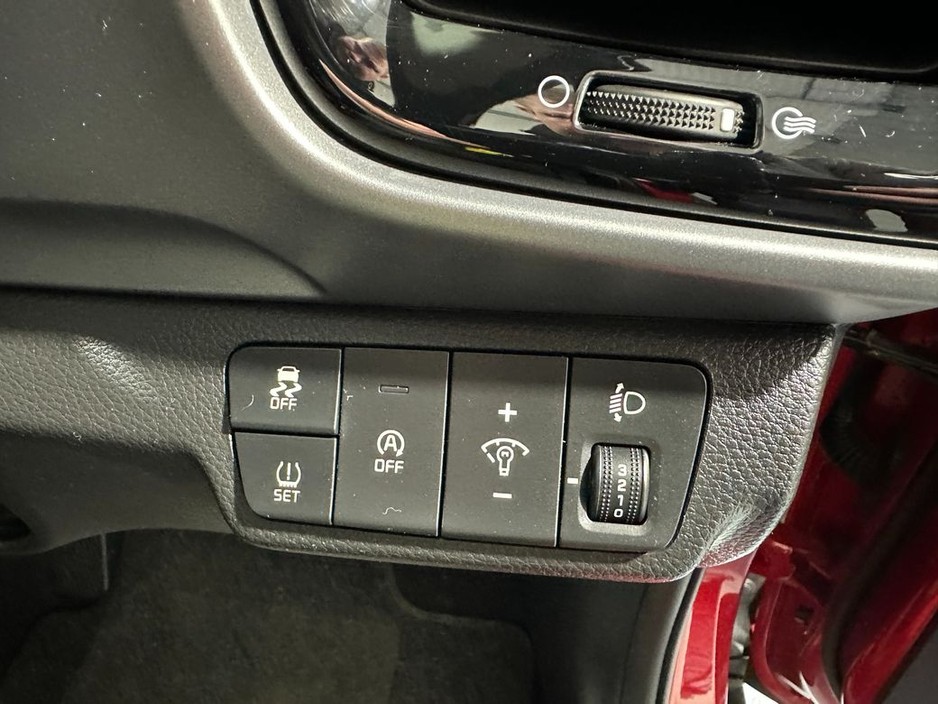 2023 Kia Stonic - image 20