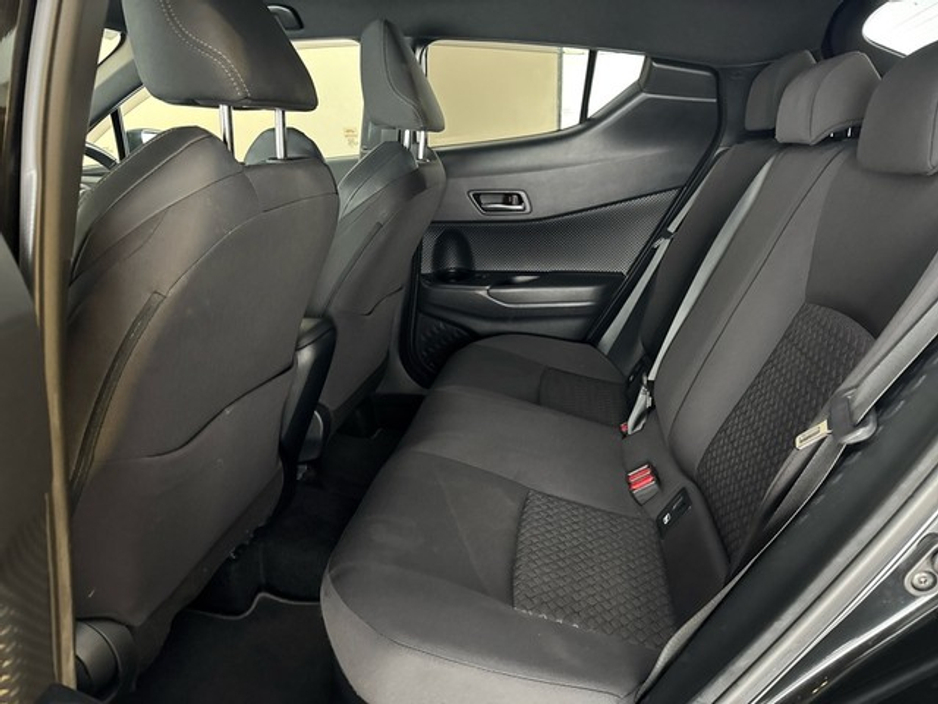 2023 Toyota C-HR HYBRID SPORT €30,950