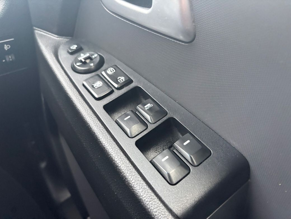 2015 Kia Sportage 1.7 EXL 4DR, Rear Parking Sensors, Reversing Camera, Multi-Function Steering Wheel, Air Conditioning, Alloy Wheels, €12,900