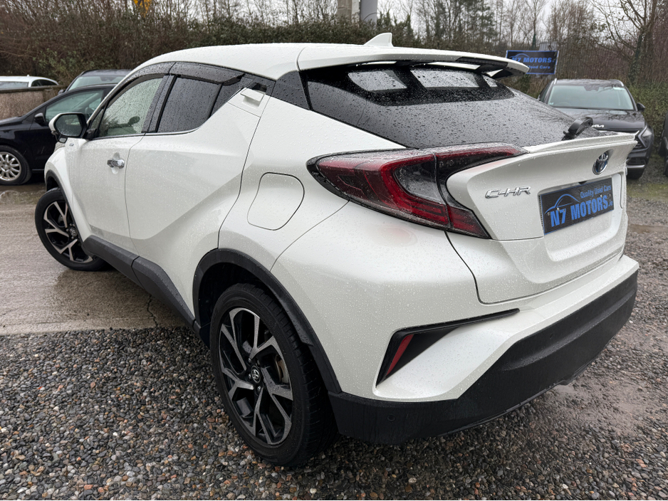 2018 Toyota C-HR 1.8 HYBRID G LED EDITION AUTO €18,450