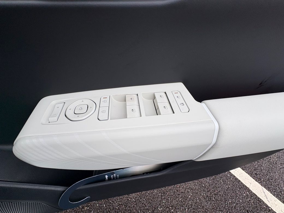 2026 Kia EV4 - image 19