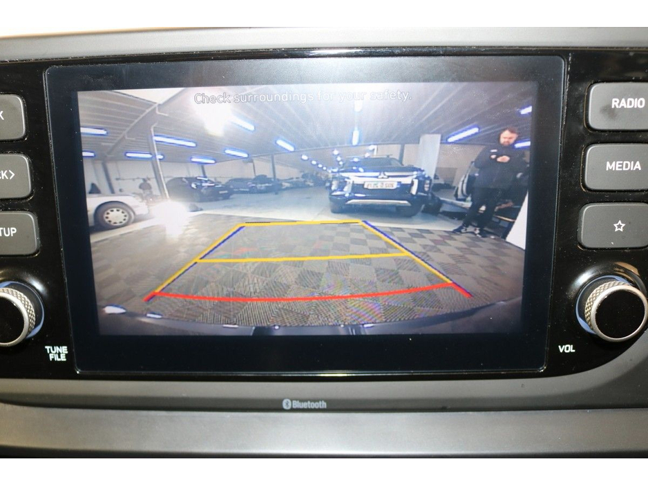 2022 Hyundai i20 - image 10