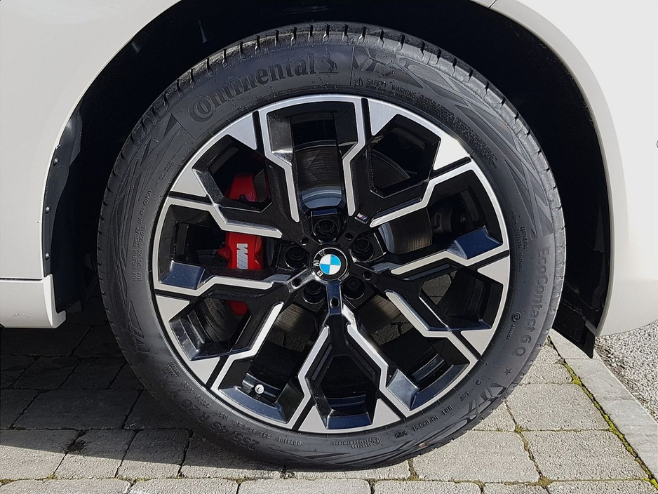 2026 BMW X3 - image 12