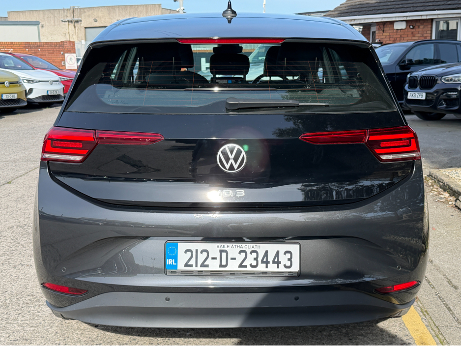 2021 Volkswagen ID.3 - image 10