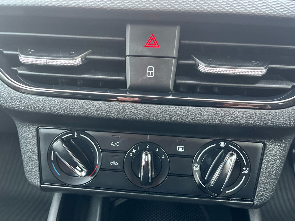 2021 Skoda Kamiq - image 18