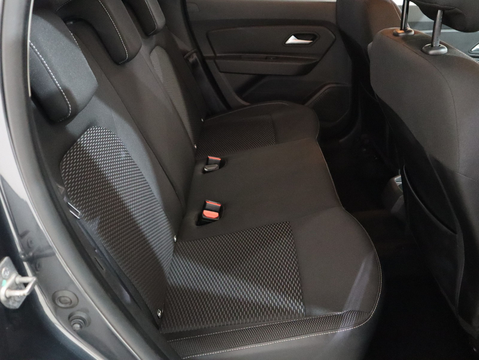 2019 Dacia Duster - image 26