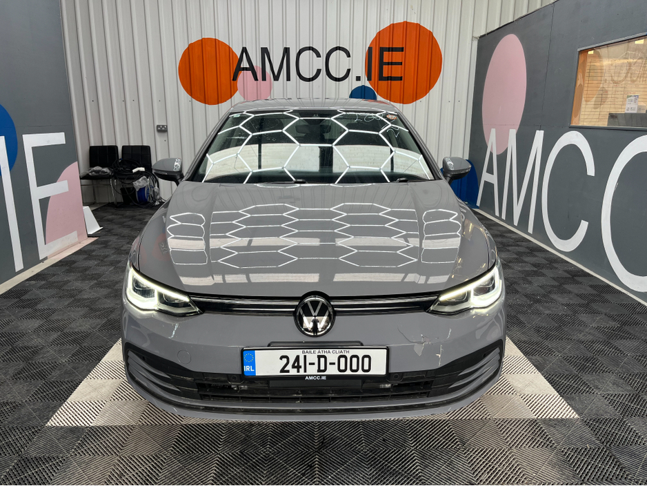 2024 Volkswagen Golf - image 6