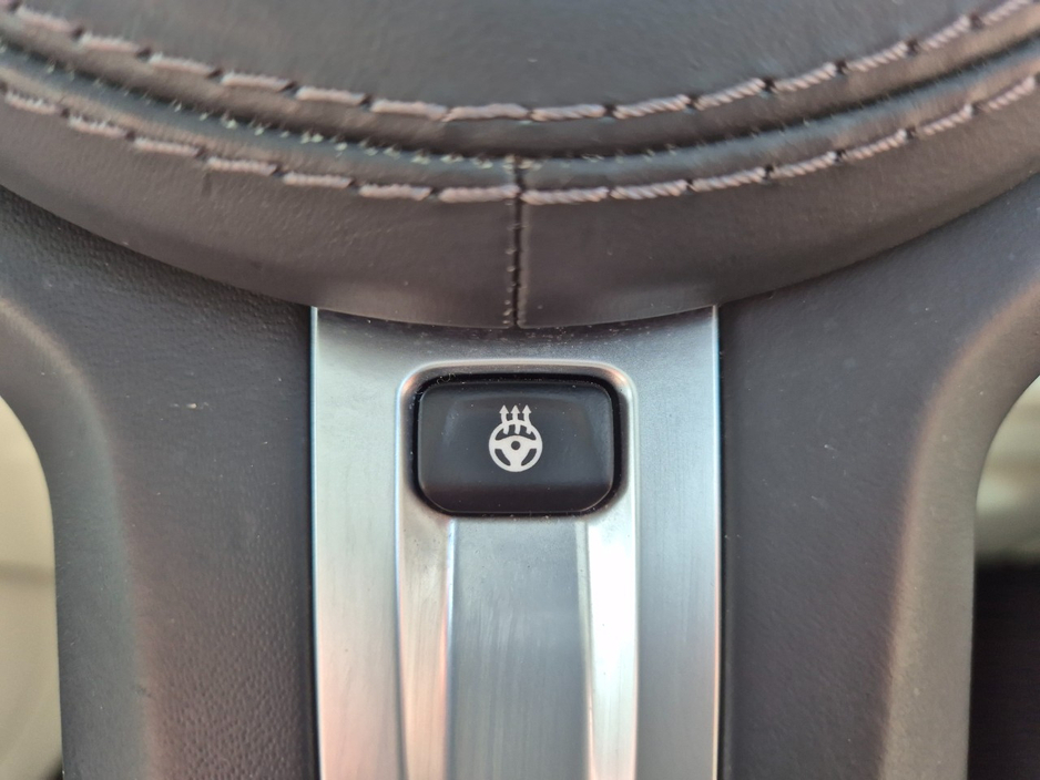 2021 BMW X5 - image 38