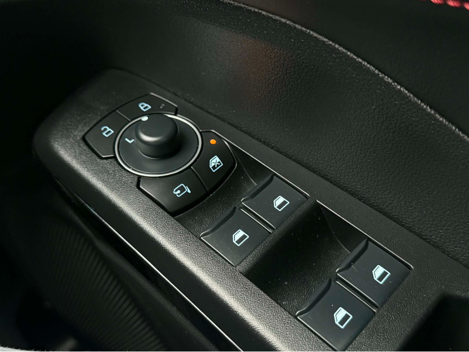 2025 Ford Puma - image 19