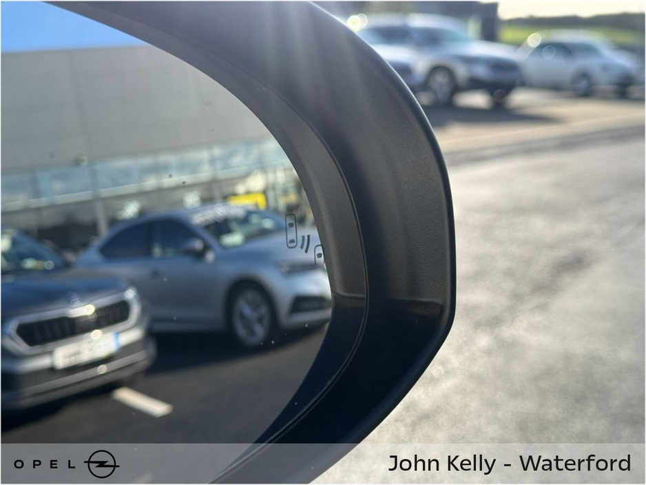 2023 Toyota C-HR 1.8 HYBRID SPORT €24,885