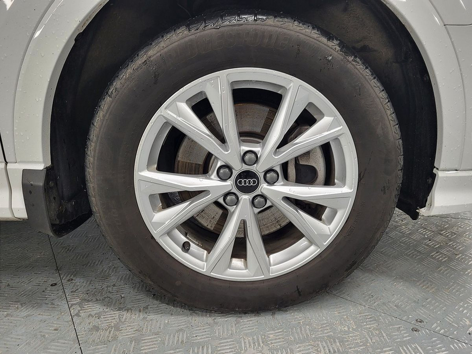 2024 Audi Q3 45 TFSI E S Tronic S line €43,975