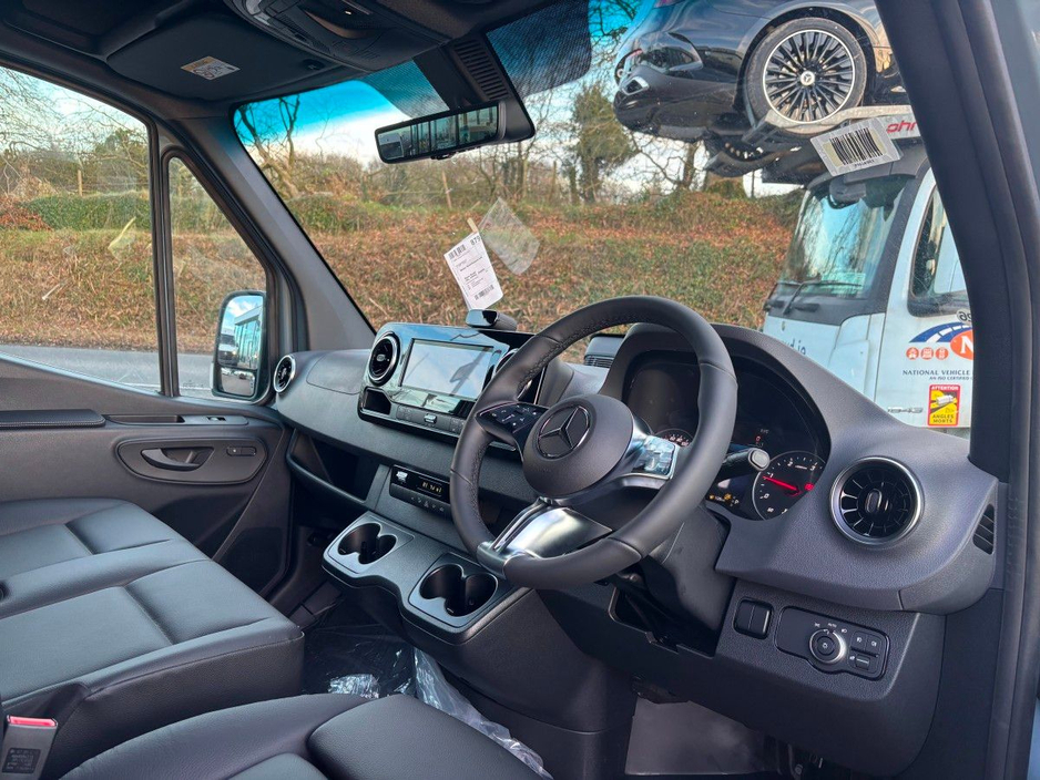 2026 Mercedes-Benz Sprinter - image 8