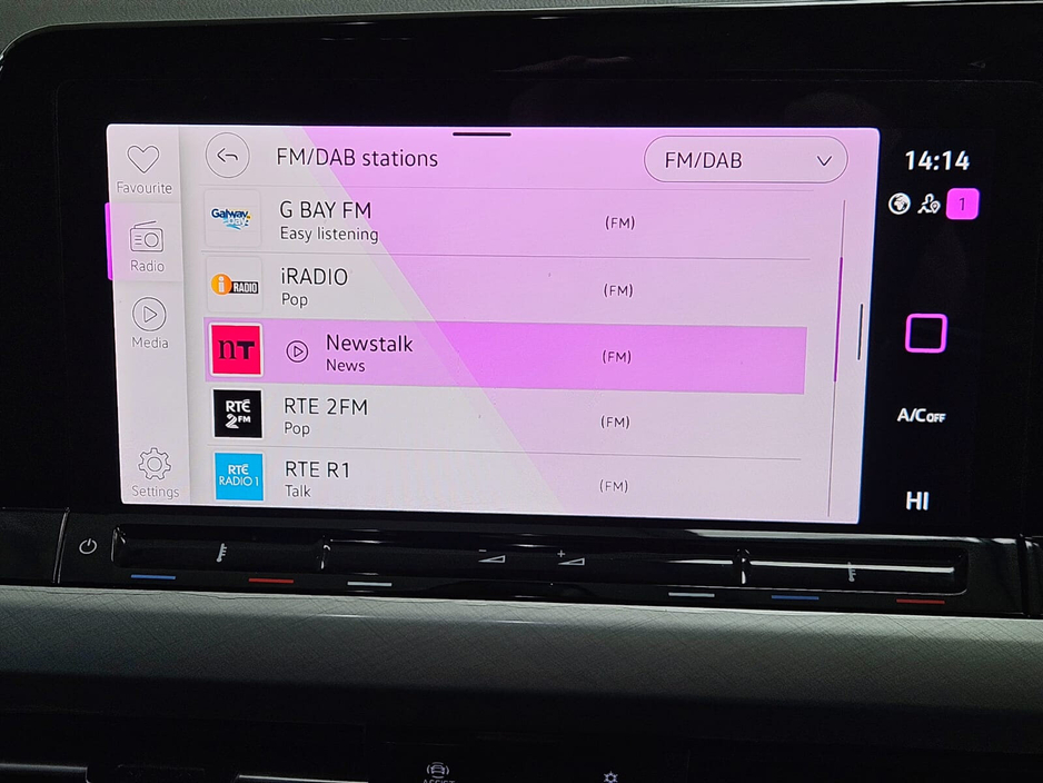 2020 Volkswagen Golf - image 15