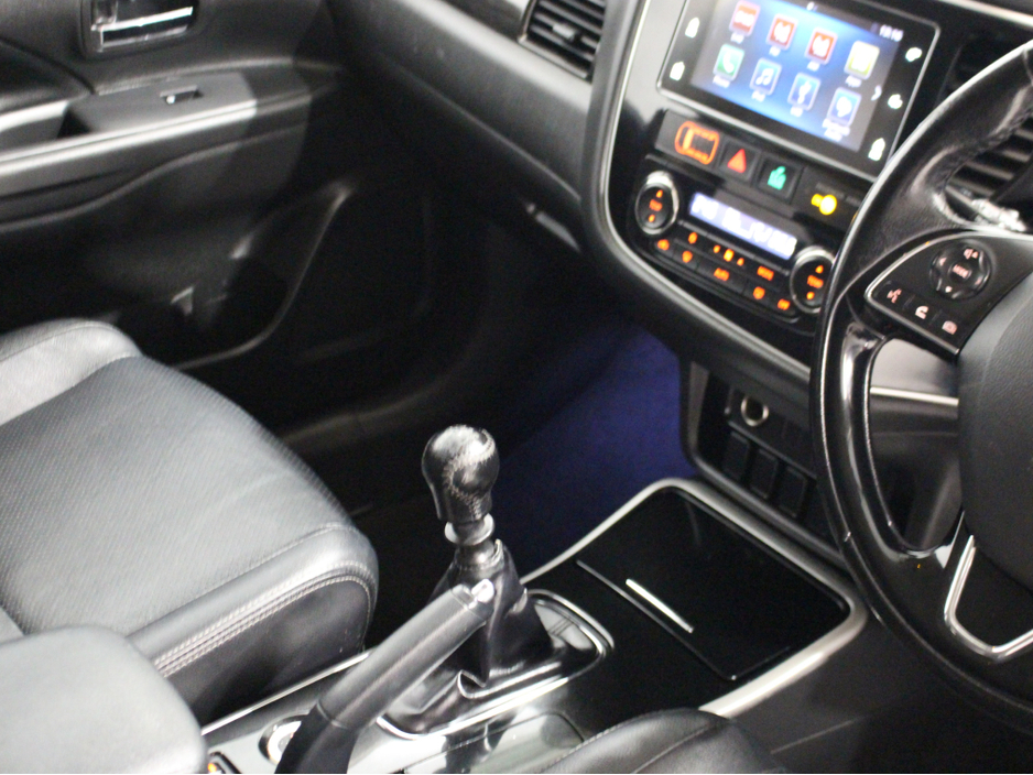 2017 Mitsubishi Outlander OUTL 4WD 6MT 4DR 7S 17MY 7 SEATS €16,950