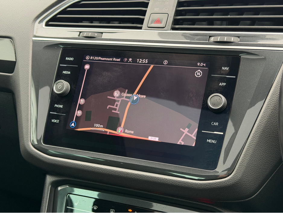 2021 Volkswagen Tiguan - image 27