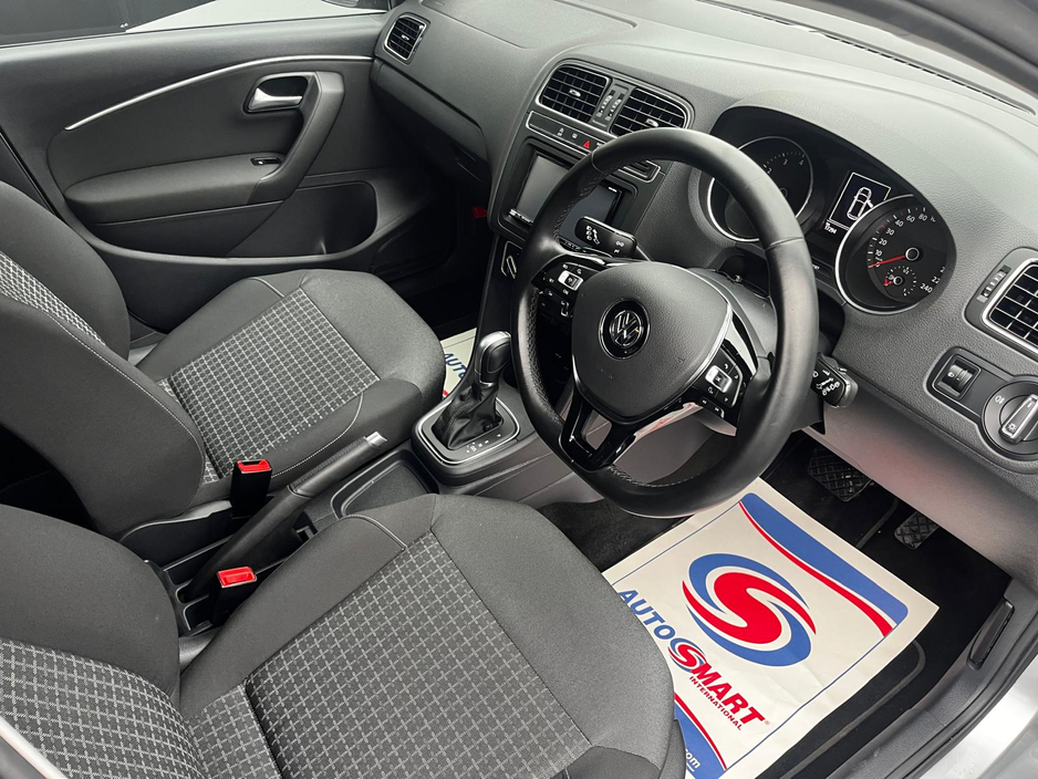 2017 Volkswagen Polo VW Polo 1.2 TSI, Petrol, auto, 17"alloys, fully loaded with spec €13,750