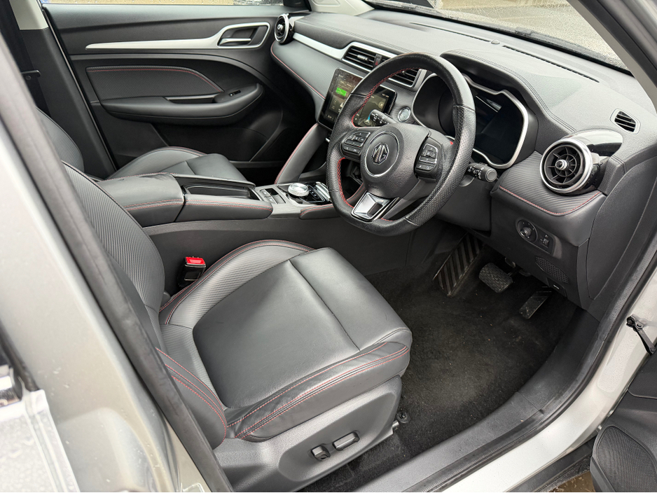 2023 MG ZS TROPHY EV LONG RANGE 73KWH//LOW MILEAGE//SUNROOF FULL LEATHER//SIMI AND AA DEALER €21,900