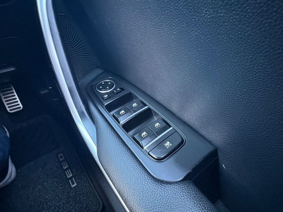 2022 Kia Ceed PE 1.0 GT Line 5DR,