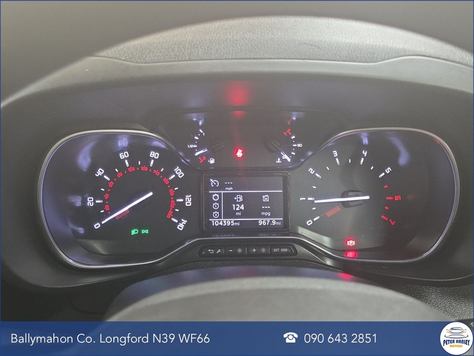 2022 Citroen Berlingo - image 13