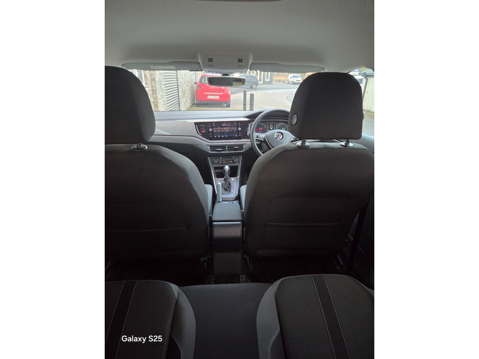 2018 Volkswagen Polo  €15,950