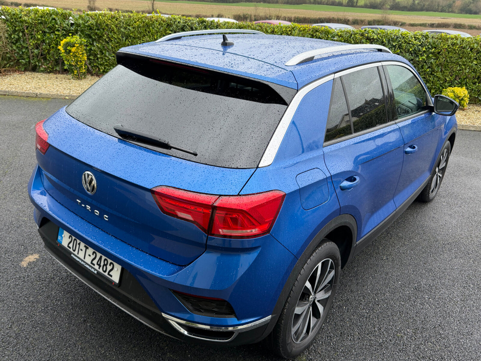 2020 Volkswagen T-Roc - image 20