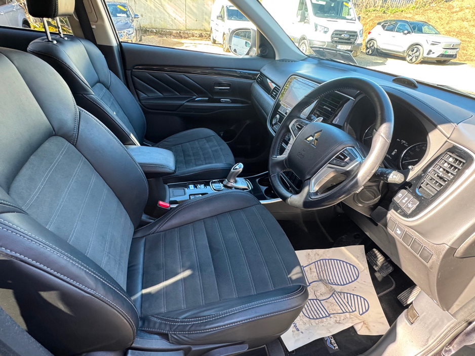 2019 Mitsubishi Outlander - image 18