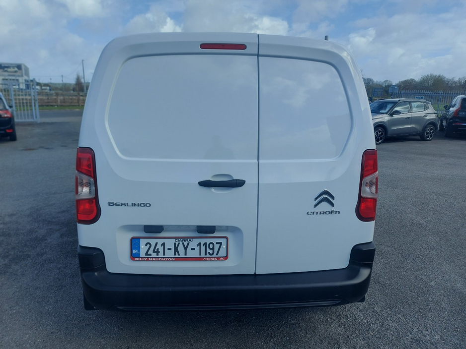 2024 Citroen Berlingo - image 10
