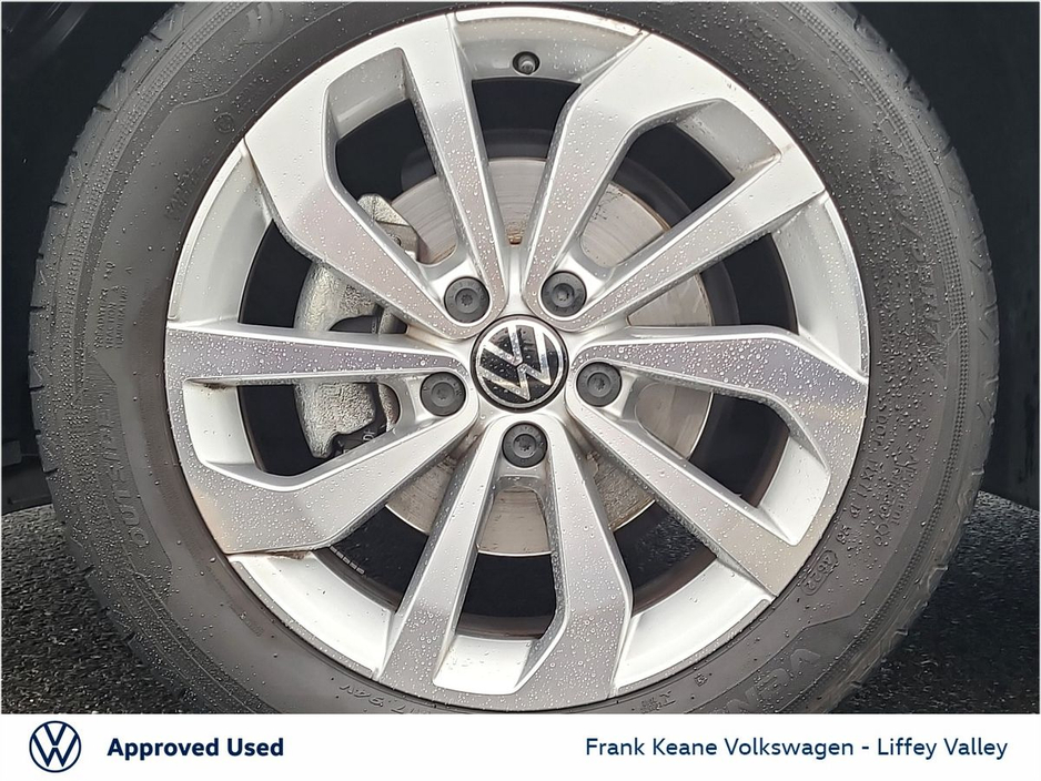 2023 Volkswagen T-Roc STYLE 1.0 TSI 110HP *ONE OWNER* *PETROL BLUE* *JOHANNESBURG ALLOYS* *REAR VIEW CAMERA* *ART VELOUR SEATS* *PCP AVAILABLE* €28,895