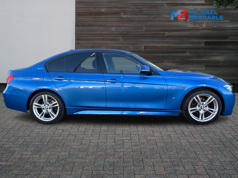 2018 BMW 3 Series - image 4