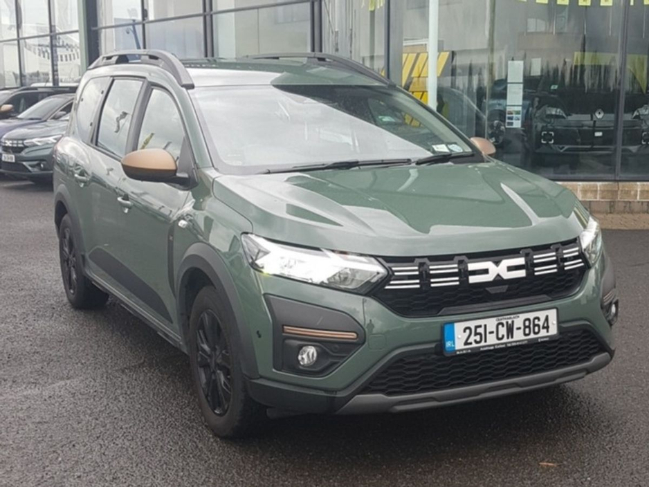 2025 Dacia Jogger HEV 145 Extreme Auto 7S FAMILY €31,000
