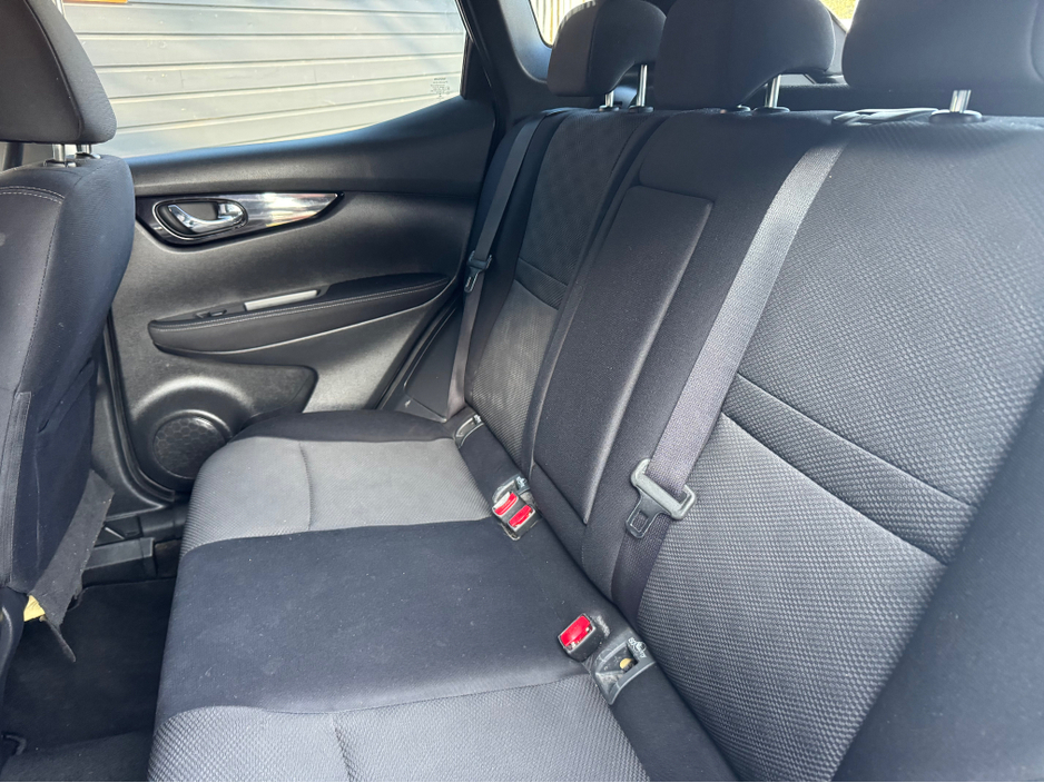 2017 Nissan Qashqai - image 12