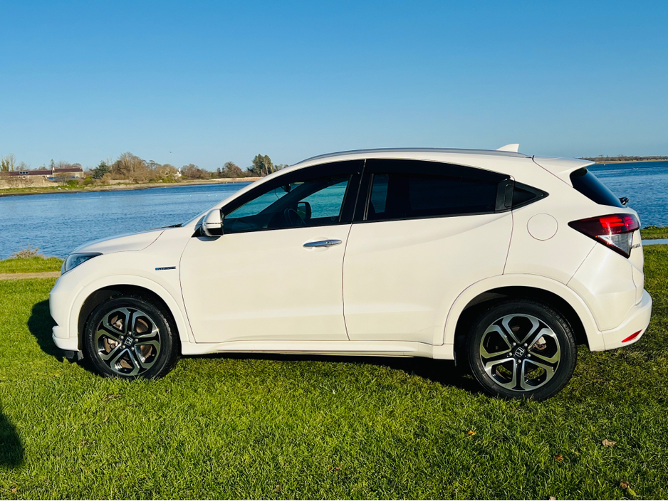 2016 Honda Vezel DAA-RU3 €16,950