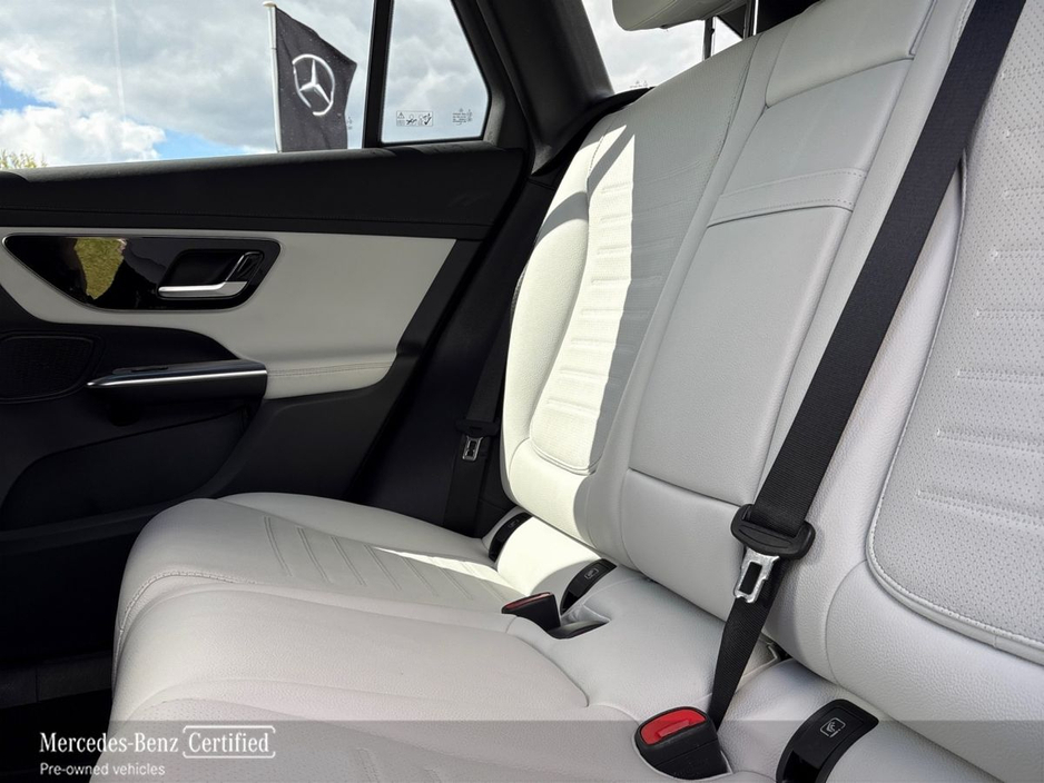 2024 Mercedes-Benz GLC Class - image 16