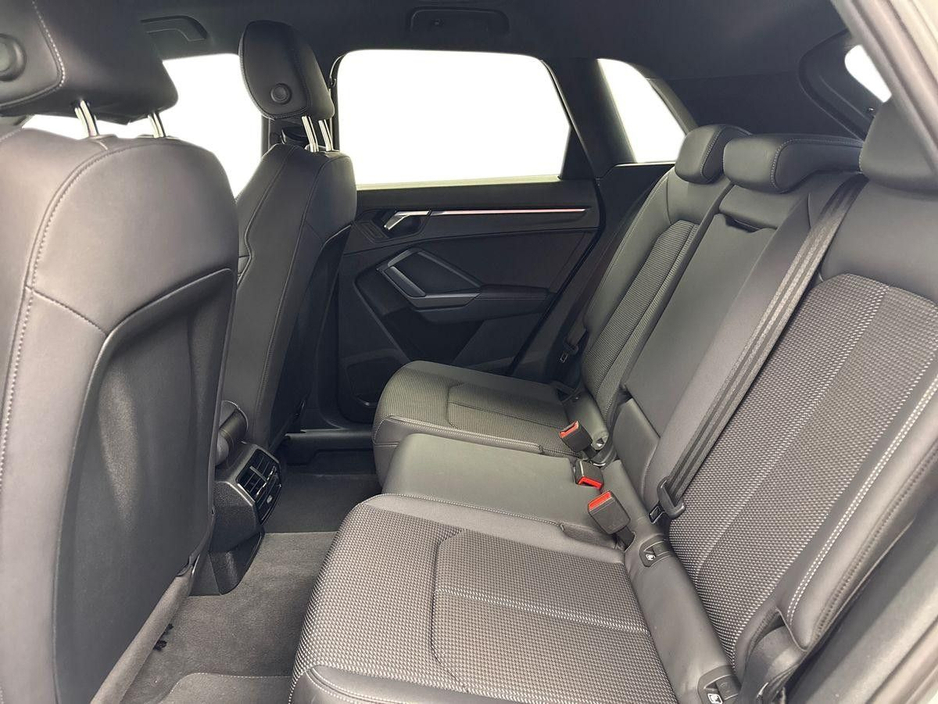 2023 Audi Q3 - image 10