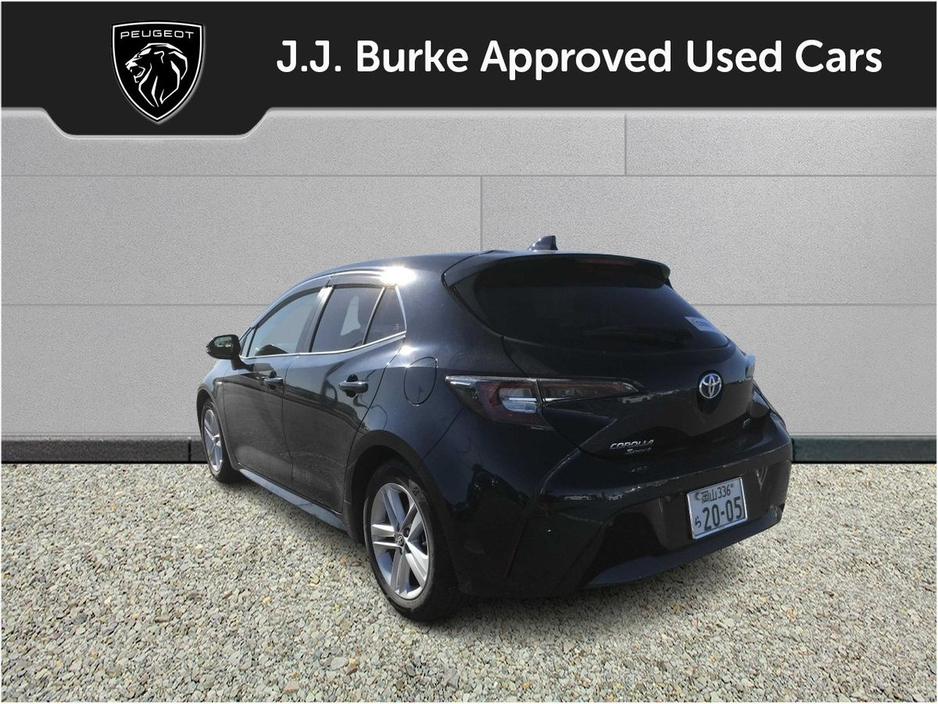 2019 Toyota Corolla - image 4