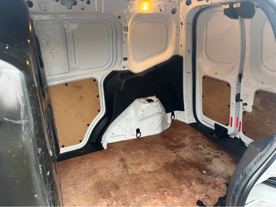 2018 Ford Transit Courier TREND 1.5 TD 95 95PS 5SPEED 3 €9,995