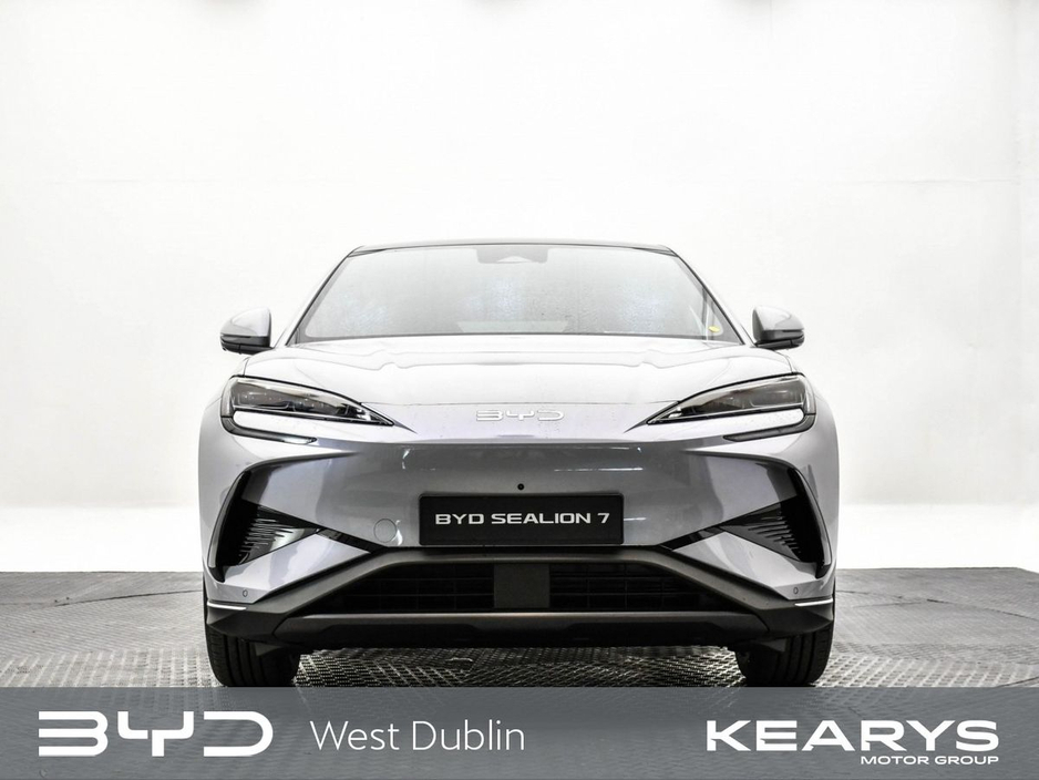 2026 BYD Sealion 7 - image 4