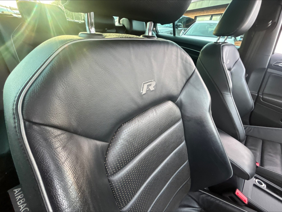 2017 Volkswagen Golf - image 7